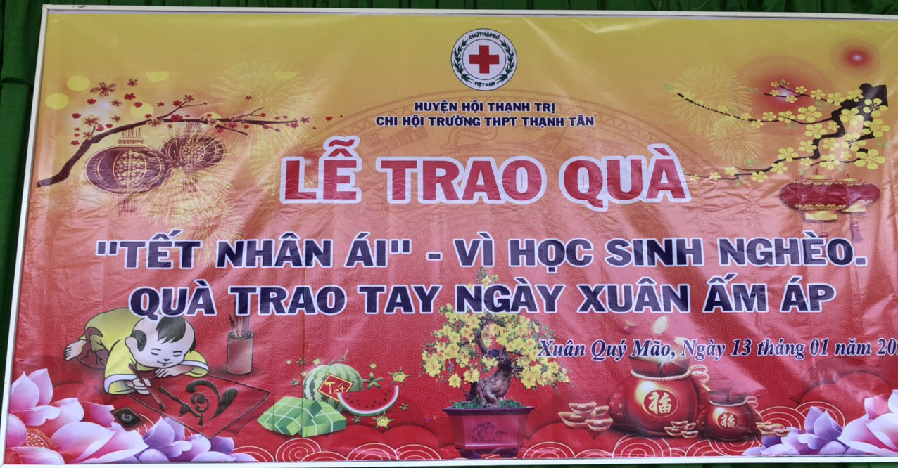 Trường THPH Thạnh Tân tặng quà cho học sinh nghèo, học sinh có hoàn cảnh khó khăn nhân dịp Xuân Quý Mão - 2023